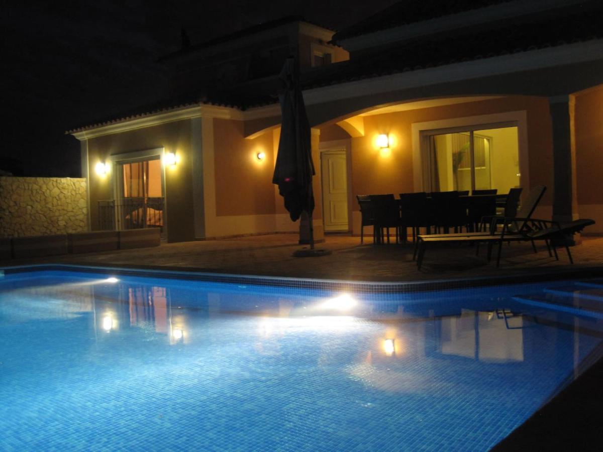 Villa "Oasis"- C Албуфейра Екстериор снимка